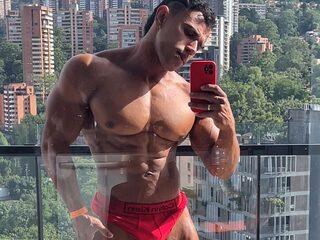 Aaron_Velour