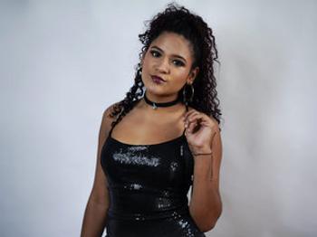 Ashly_Bell