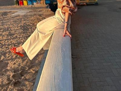 Ella_Sea2