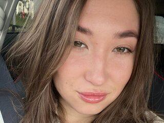 Mia_Ahner