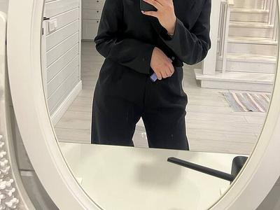 Mia_Ahner