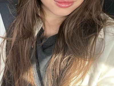 Mia_Ahner