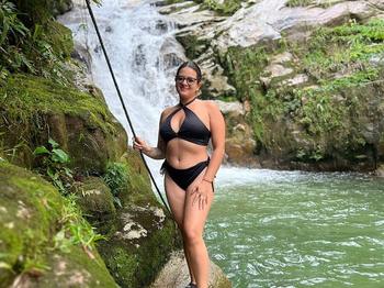 Mia_Sain