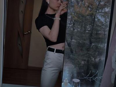 Sophia_Corney