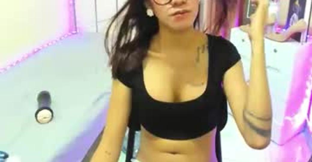 seductive_aliyah